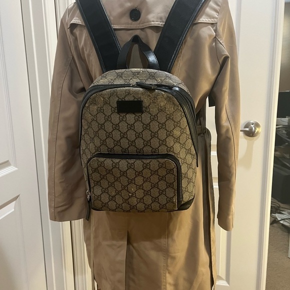 GUCCI SMALL SUPREME EDEN BACKPACK - Picture 16 of 16